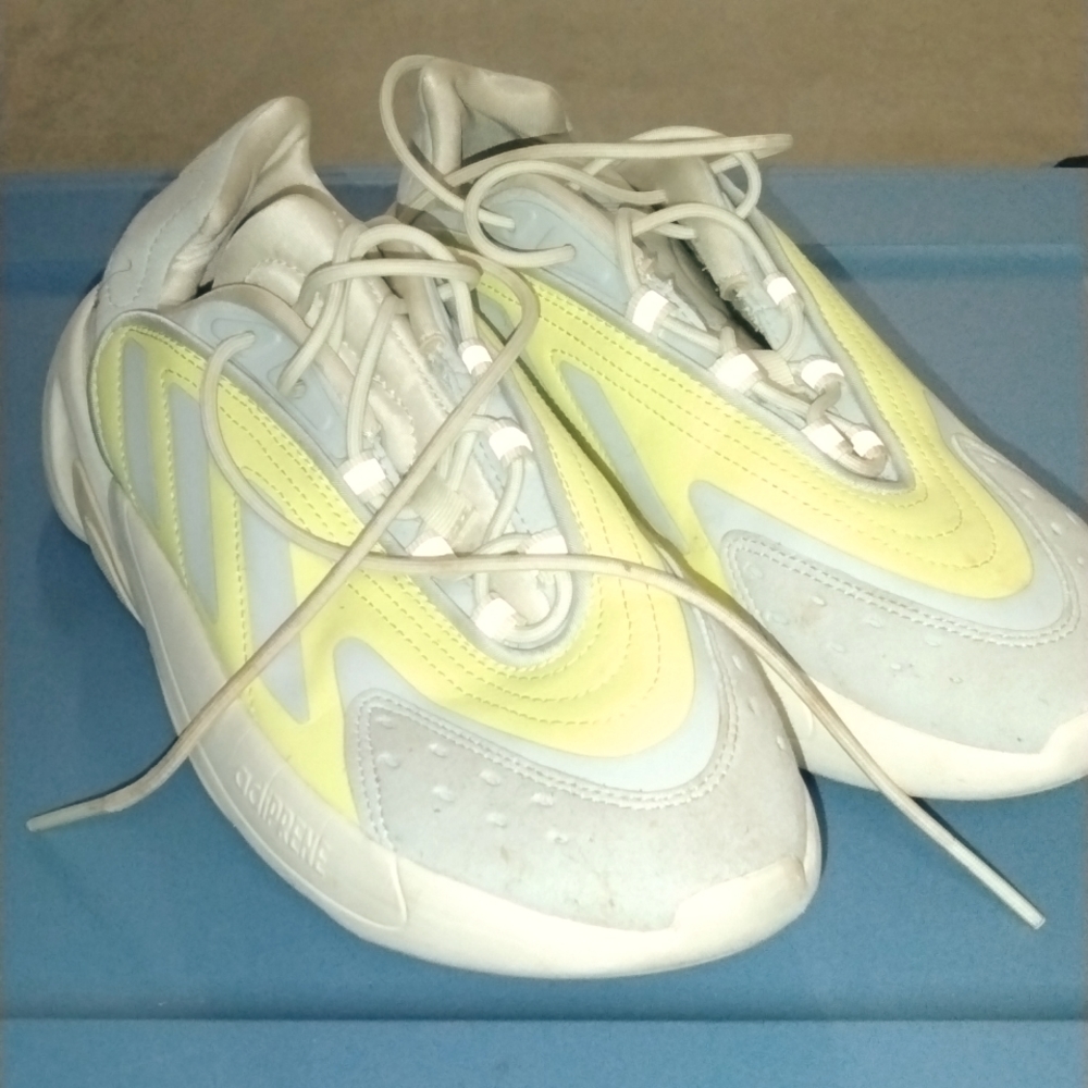Adidas Ozelia J White/Blue/Yellow Sz